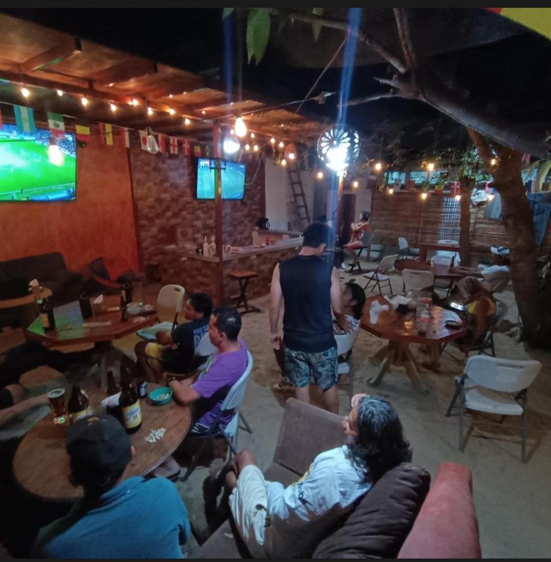 Hostel Cafe El Pescador プエルト・エスコンディード エクステリア 写真